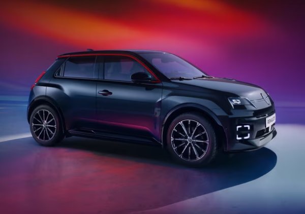 Заявен пробег: от 400 км
Батерия - 40-52kWh

Погледнете отвъд готиния, едновременно ретро и футуристичен дизайн на прероденото Renault 5. Изглежда дори по-добре отколкото на снимките.

Вътре има изненадващо много място за кола с дължина под четири метра. Побира четирима, разполага с дълбок багажник, който лесно ще поеме няколко куфара иили цяла седмица пазаруване.

Но най-много впечатлява комфортното шофиране. не сеща неравностите и е доста пъргав автомобил, за да се мушка насам-натам в трафика. Цитираният пробег е за по-голяма батерия.
